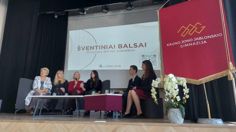 Šventiniai balsai
