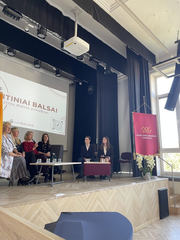 Šventiniai balsai