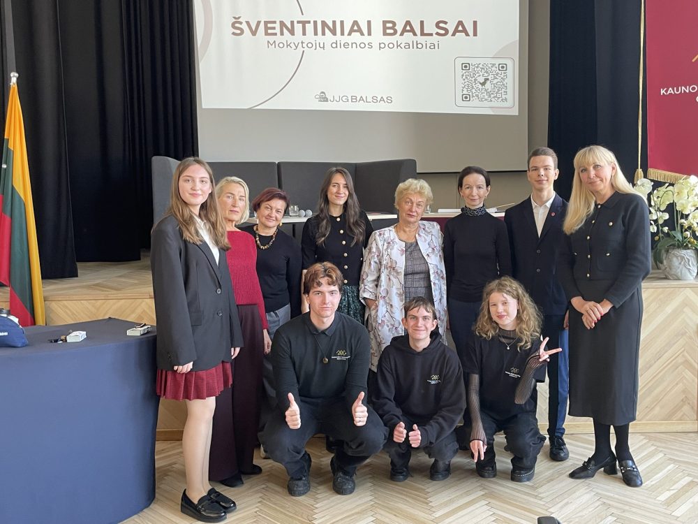 Šventiniai balsai